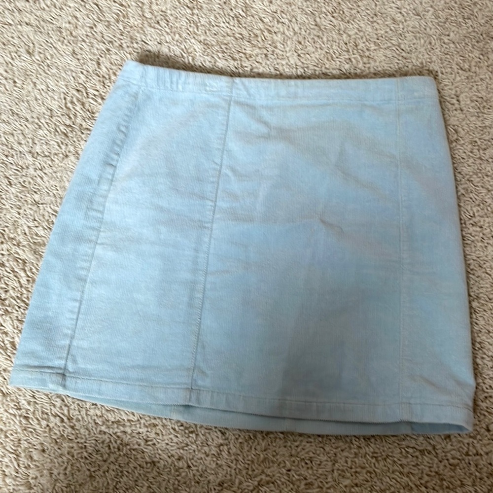 Forever 21 Women’s Powder Light Blue Corduroy Mini Skirt Zipper Back Size Medium